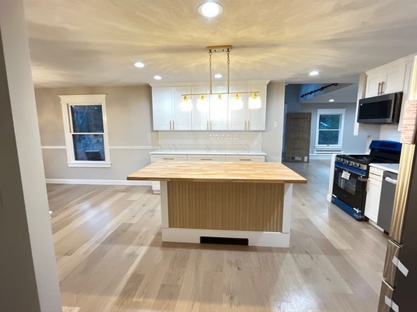 33 Highview Rd, Rockport MA 01966