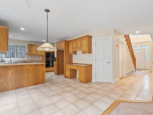 96 Cedarwood Rd., Boxborough MA 01719