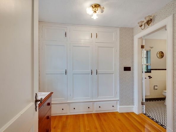 8 Felsdale Close, Winchester MA 01890