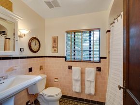 8 Felsdale Close, Winchester MA 01890