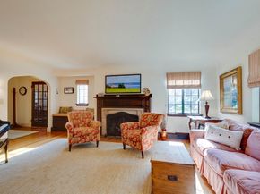 8 Felsdale Close, Winchester MA 01890