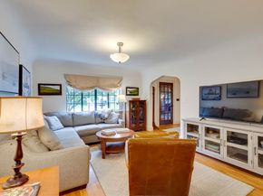 8 Felsdale Close, Winchester MA 01890