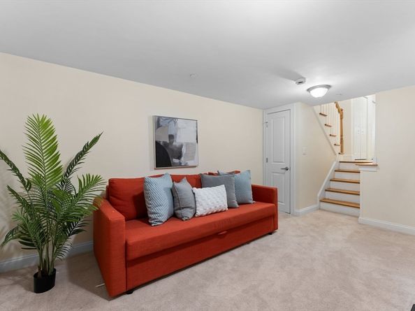 127 Harvey St, Cambridge MA 02140