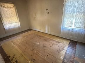 127 Cliff St, Southbridge MA 01550