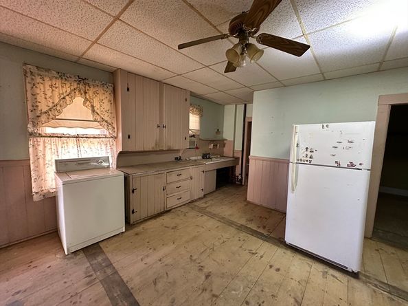 127 Cliff St, Southbridge MA 01550