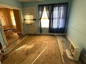 127 Cliff St, Southbridge MA 01550