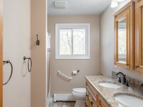 27 Brewster Road, Worcester MA 01602