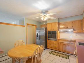 27 Brewster Road, Worcester MA 01602