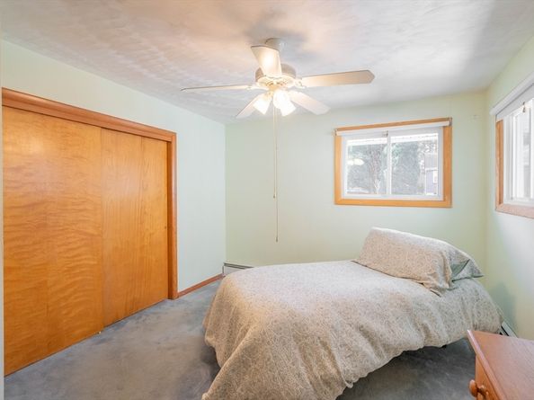 27 Brewster Road, Worcester MA 01602