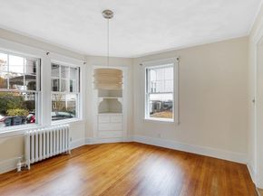 11 Larrabee St, Melrose MA 02176