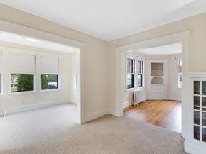 11 Larrabee St, Melrose MA 02176