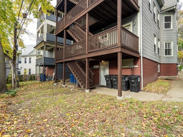 456 Medford St 3, Somerville MA 02145