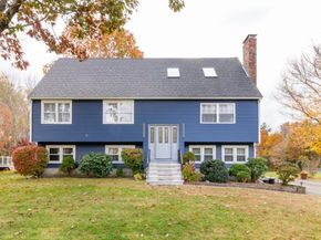 32 Marys Way, Stoughton MA 02072