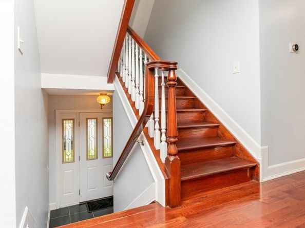 32 Marys Way, Stoughton MA 02072