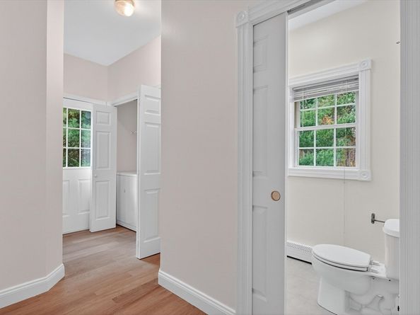 14 Pinehill Rd, Framingham MA 01701