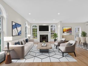 14 Pinehill Rd, Framingham MA 01701