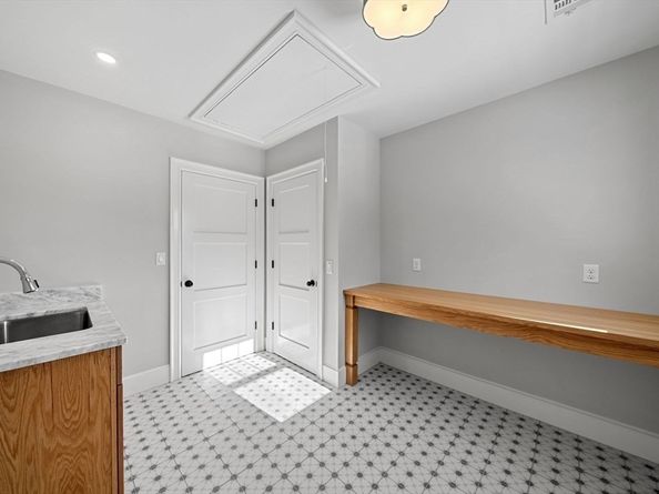 17 Whisper Way, Hopkinton MA 01748
