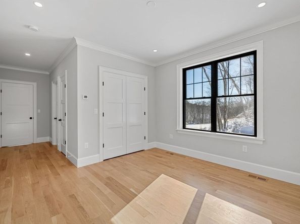 17 Whisper Way, Hopkinton MA 01748