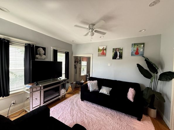 87 W Boylston St, Worcester MA 01606