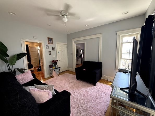 87 W Boylston St, Worcester MA 01606