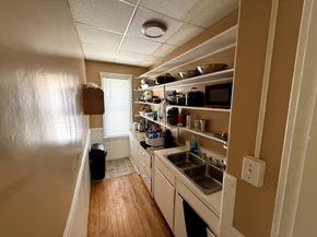 87 W Boylston St, Worcester MA 01606