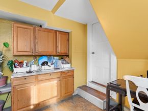 125 Buttonwood St, Boston MA 02125