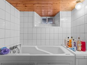 125 Buttonwood St, Boston MA 02125