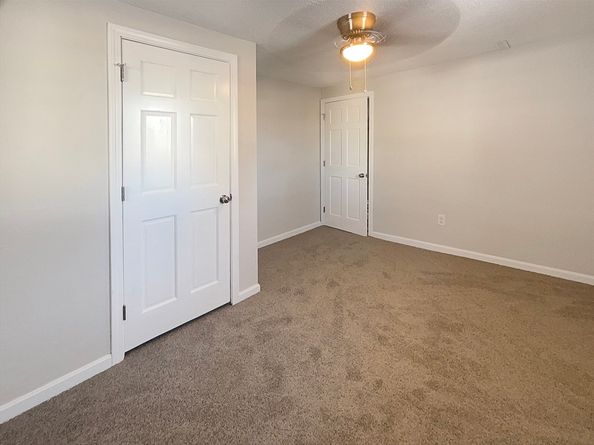 9 Hillside Ave, Braintree MA 02184
