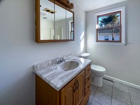 9 Hillside Ave, Braintree MA 02184