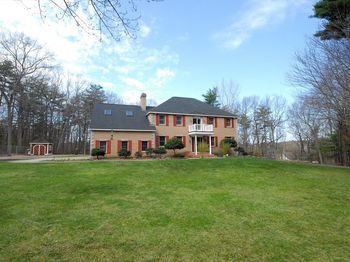 17 Wyndcliff Drive