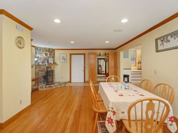 17 Wyndcliff Drive, Acton MA 01720