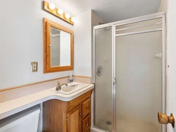 2 Hawthorne Pl 11M, Boston MA 02114