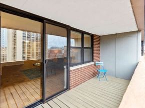2 Hawthorne Pl 11M, Boston MA 02114