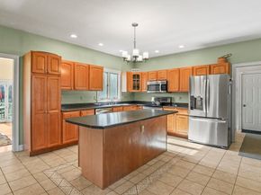 361 South St, Auburn MA 01501