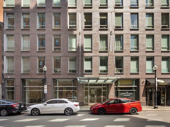 80 Broad St 306, Boston MA 02110