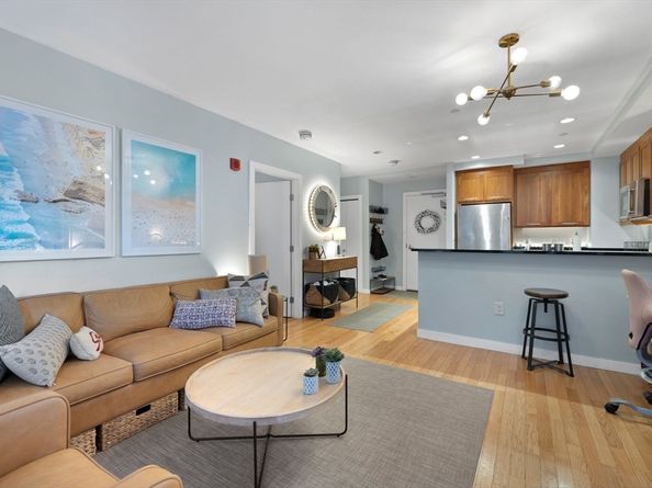 80 Broad St 306, Boston MA 02110
