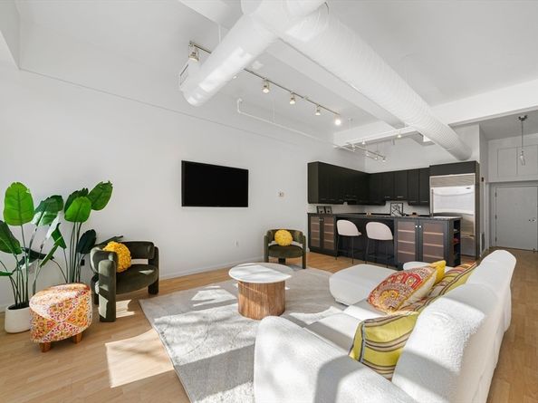 1180-1200 Washington St 213, Boston MA 02118