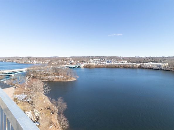 65 Lake Ave 1008, Worcester MA 01604