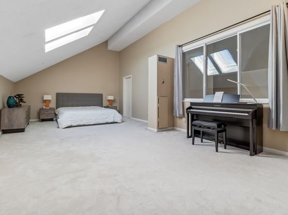 65 Lake Ave 1008, Worcester MA 01604