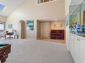 65 Lake Ave 1008, Worcester MA 01604