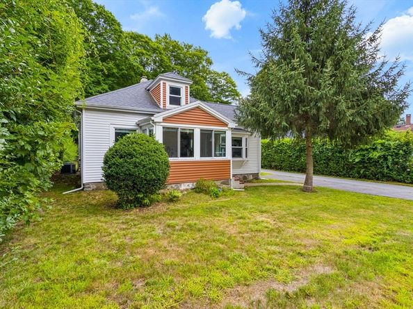 142 S Main St, Sharon MA 02067