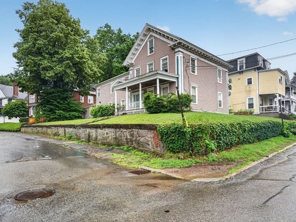 49 Alston Pl, Fitchburg MA 01420