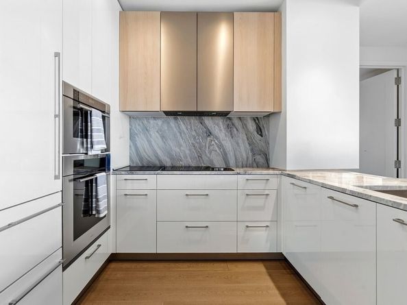240 Devonshire St 5907, Boston MA 02110