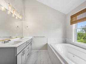 45 Piccadilly Way, Westborough MA 01581