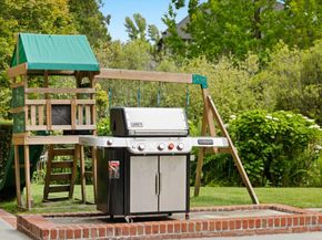 452 Roblar Avenue, Hillsborough CA 94010