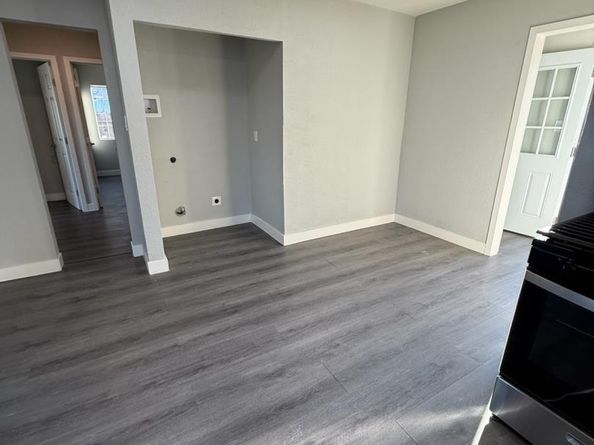 2009 N Pannes Avenue, Compton CA 90221