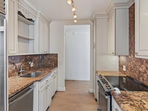 999 Green Street 1205, San Francisco CA 94133