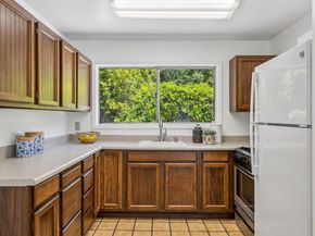 19661 Saratoga Los Gatos Road, Saratoga CA 95070