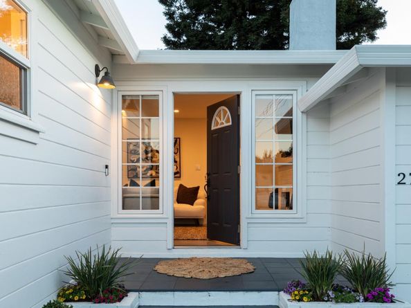 274 Roble Avenue, Redwood City CA 94061