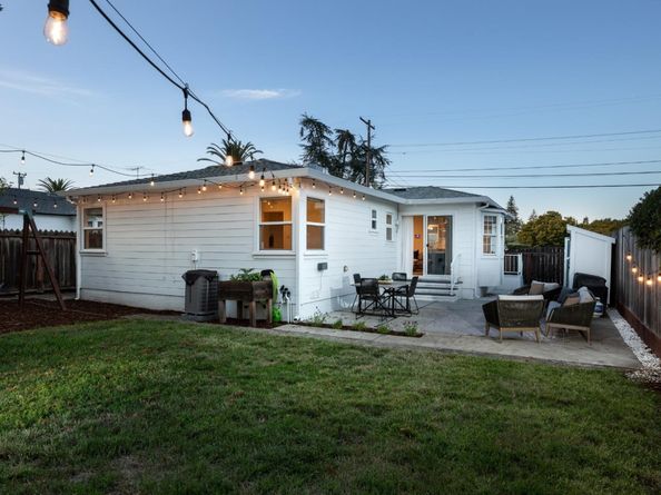274 Roble Avenue, Redwood City CA 94061